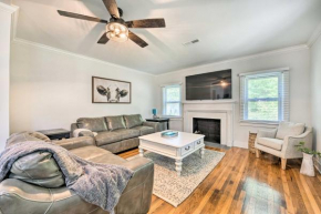 Chic Charlotte Retreat Less Than 3 Miles to Downtown!